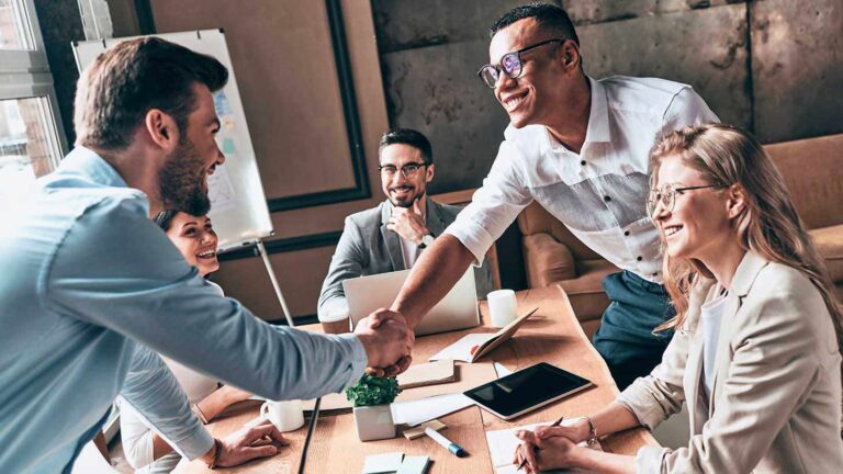 A Arte da Colaboração: Parcerias Estratégicas como Alavanca para o Empreendedorismo